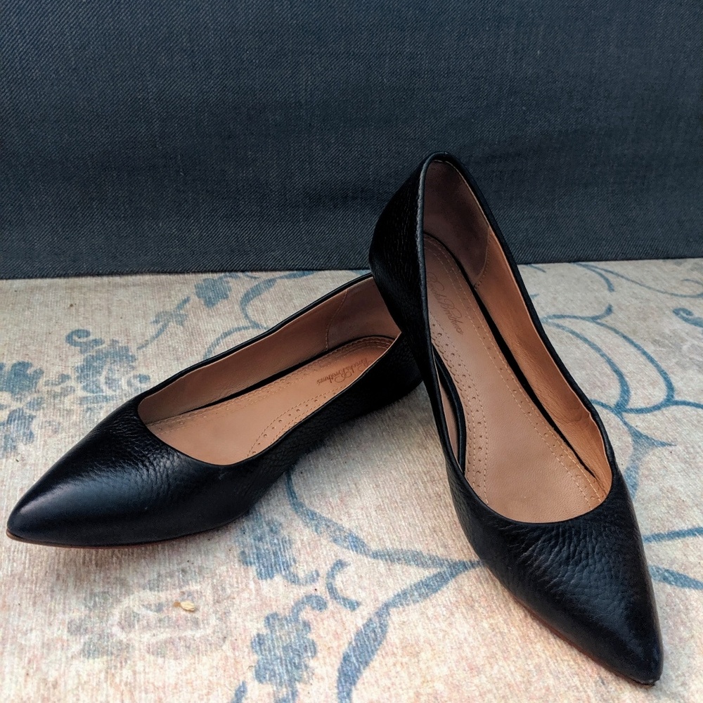 Brooks Brothers pointed flats